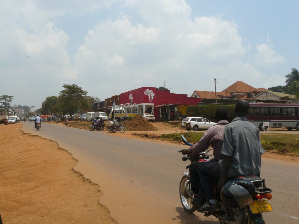 Straße mit Motorradtaxi